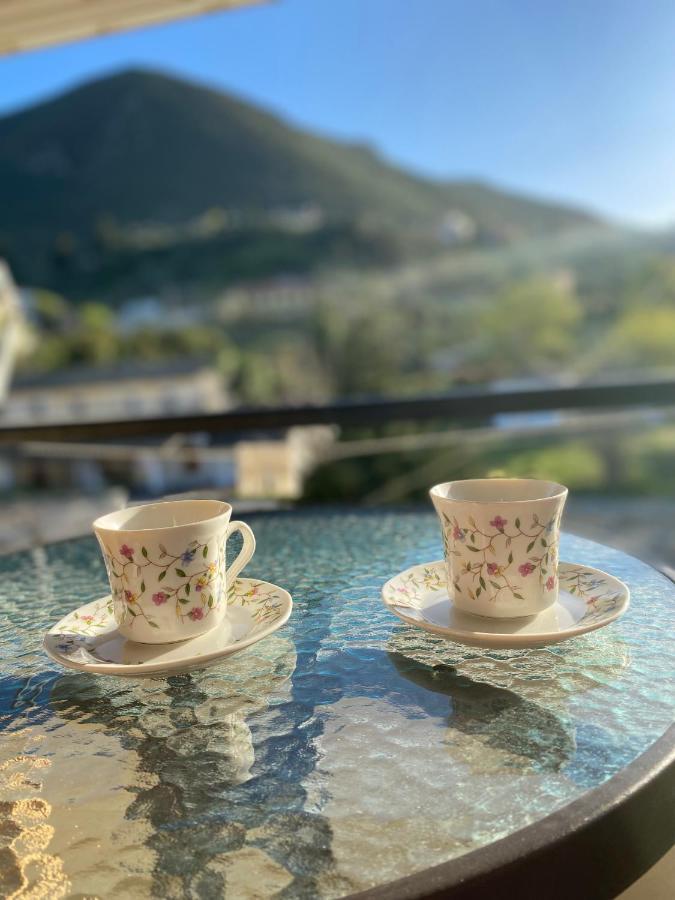 Navy Apartment With Mountain View &Private Parking Vátos 外观 照片
