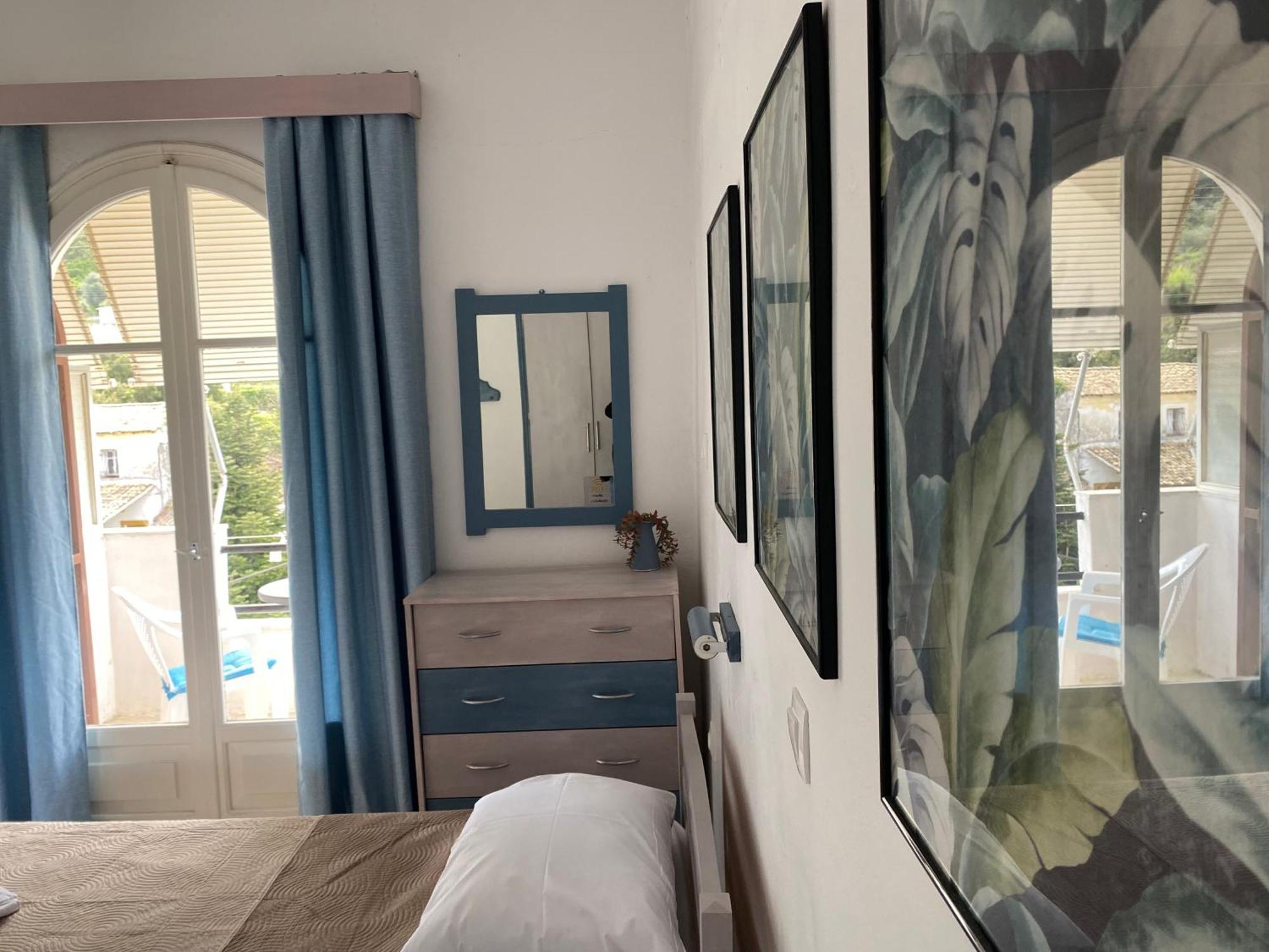 Navy Apartment With Mountain View &Private Parking Vátos 外观 照片