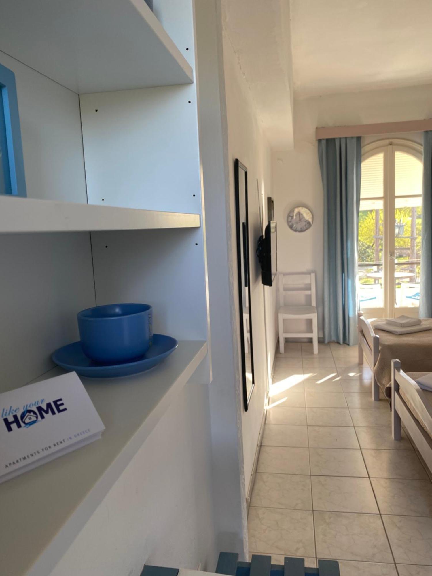 Navy Apartment With Mountain View &Private Parking Vátos 外观 照片