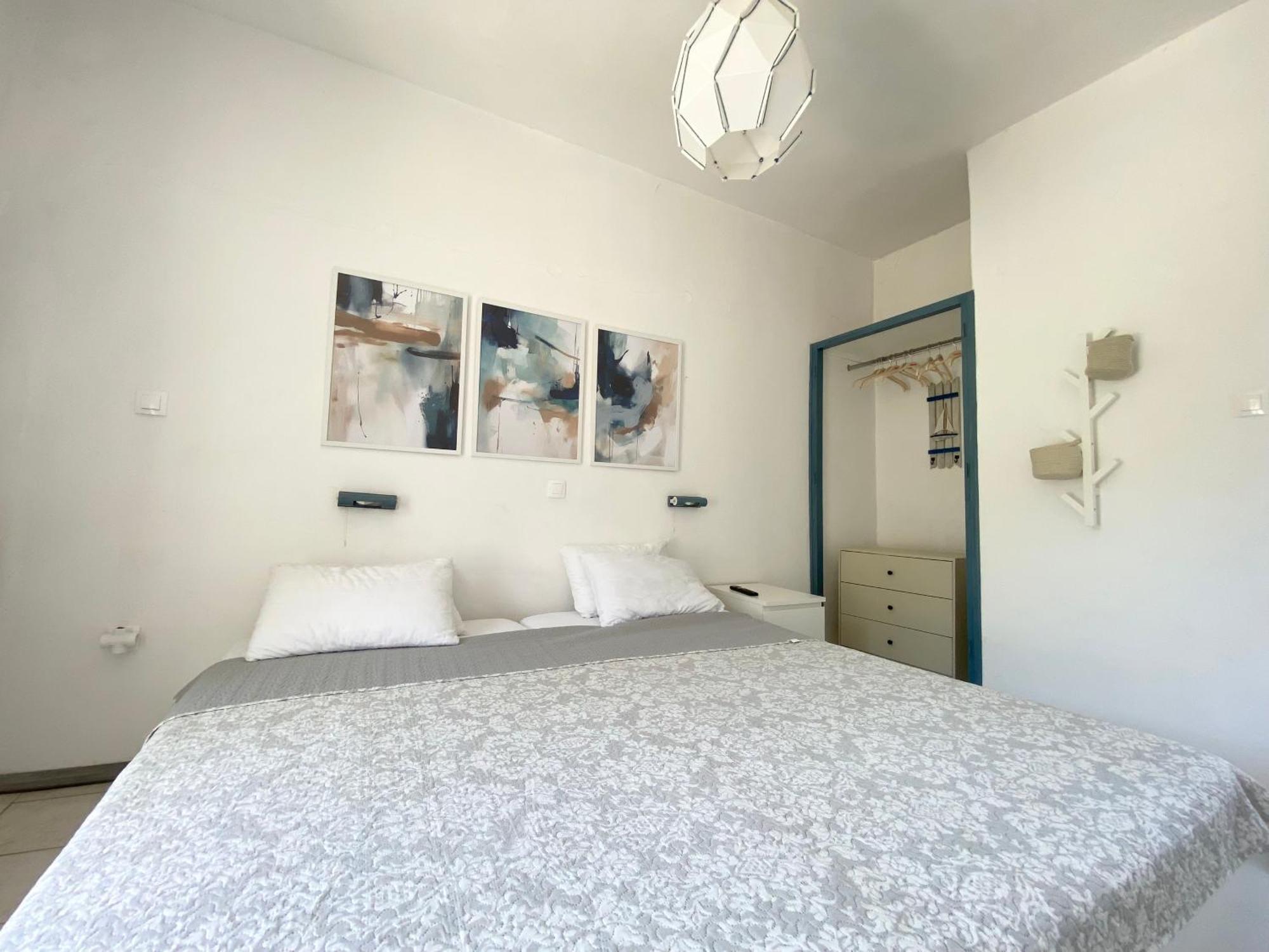 Navy Apartment With Mountain View &Private Parking Vátos 外观 照片