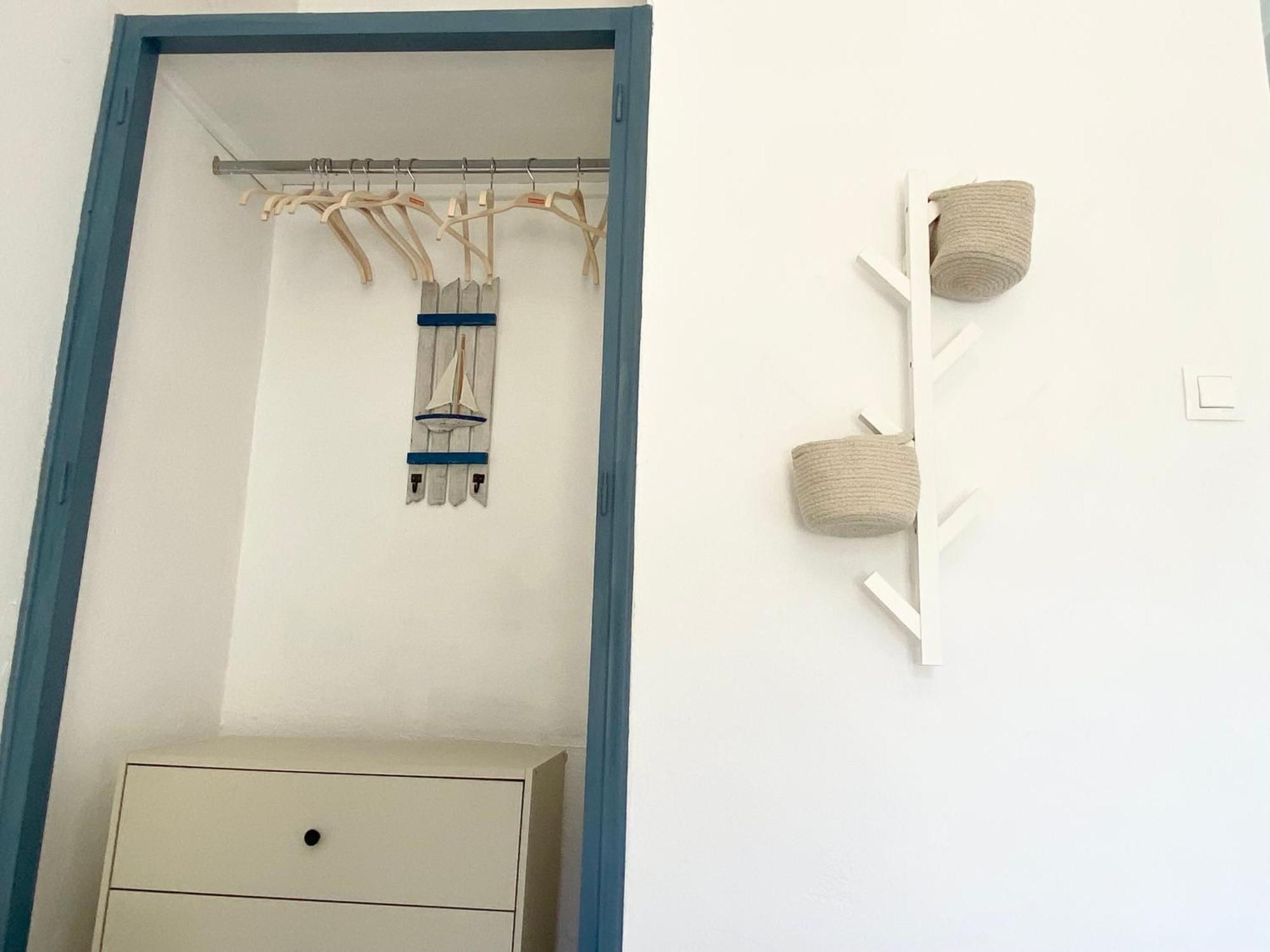 Navy Apartment With Mountain View &Private Parking Vátos 外观 照片