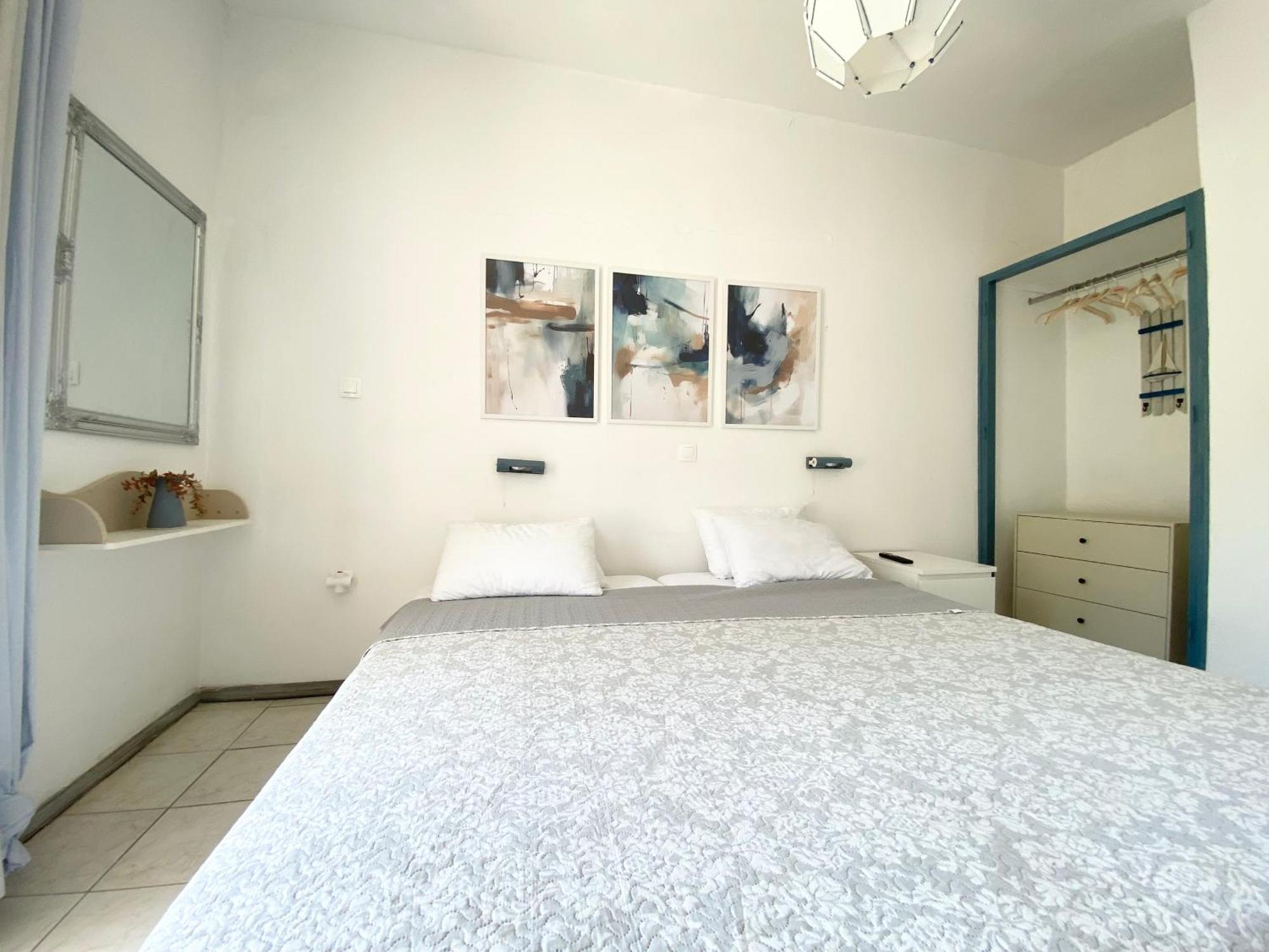Navy Apartment With Mountain View &Private Parking Vátos 外观 照片