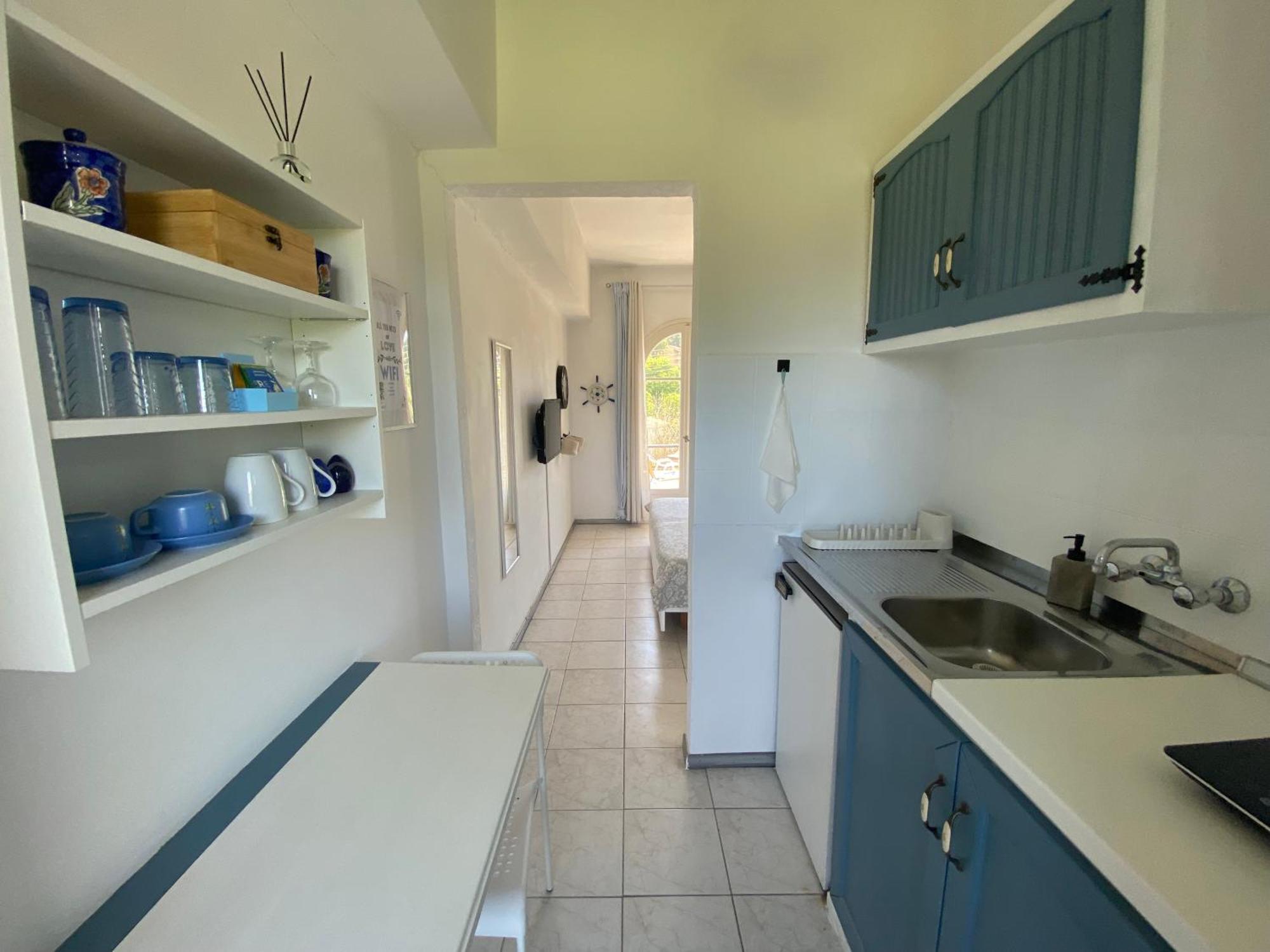 Navy Apartment With Mountain View &Private Parking Vátos 外观 照片
